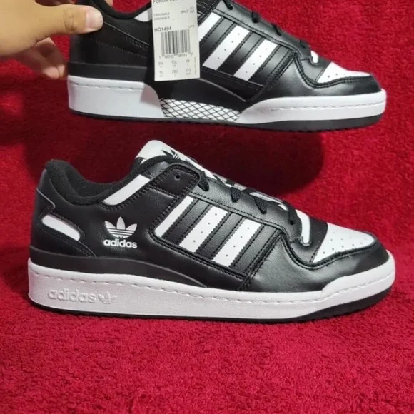 Adidas Men’s Forum Low CL “Core Black/White” Leather Shoes - Picture 8 of 14